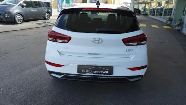Hyundai i30 1.5 T-GDi Vertex DCT