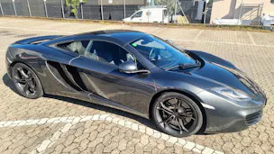 McLaren MP4-12C Coupé 3.8 V8 SSG