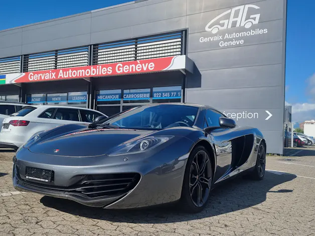 McLaren MP4-12C Coupé 3.8 V8 SSG