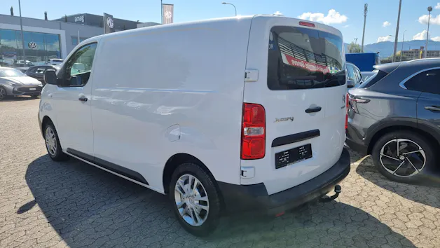 Citroën Jumpy 2.0 BlueHDi 120 M Club EAT8