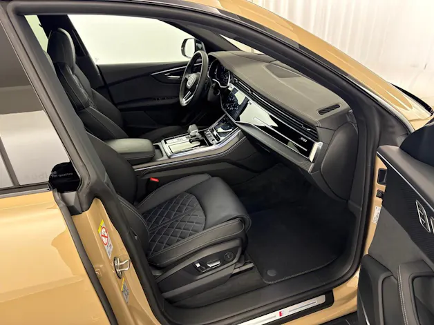 Audi Q8 SUV TDI quattro 210kW S line