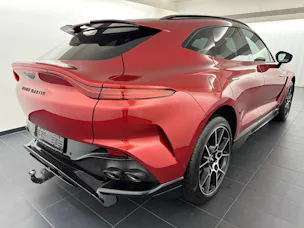 Aston Martin DBX 707 4.0 V8