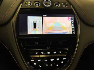 Aston Martin DBX 707 4.0 V8