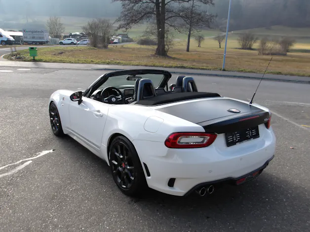 Fiat 124 Spider 1.4 TB Abarth Automatic
