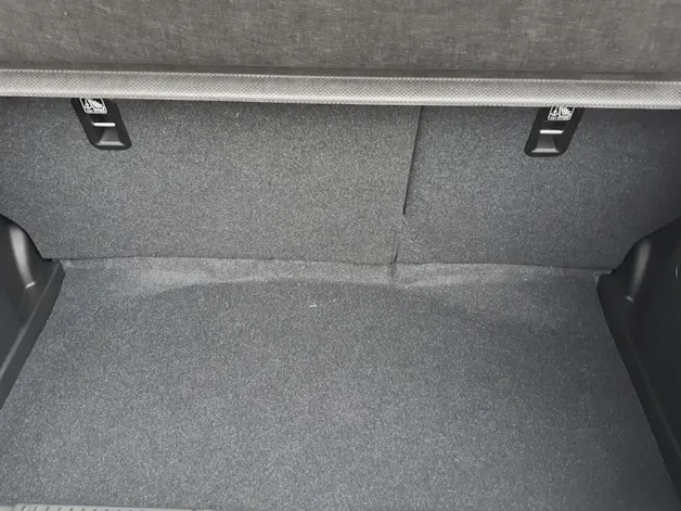 Suzuki Swift 1.2 Sakura Top Hybrid 4x4