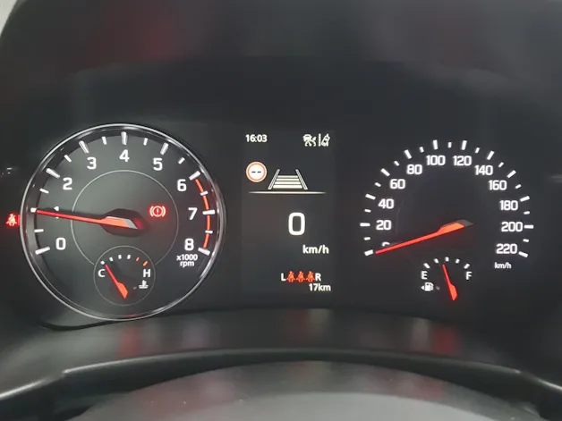 Suzuki Swift 1.2 Sakura Top Hybrid 4x4