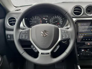 Suzuki Vitara 1.4 T Sakura Top Hybrid 4x4