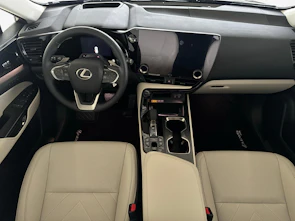 Fahrzeugbild LEXUS NX 450h+ Comfort