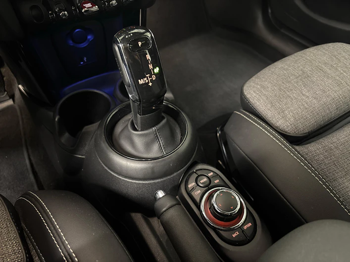 image du véhicule MINI MINI