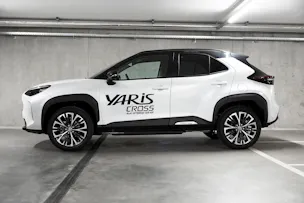Toyota Yaris Cross 1.5 VVT-i HSD Premium AWD-i