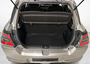 https://vehicle.imgix.net/4295748/538fa03a-db15-4895-adbc-41d5532b0a15.jpg