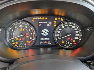 Suzuki S-Cross 1.4 T Sakura Top Hybrid 4x4