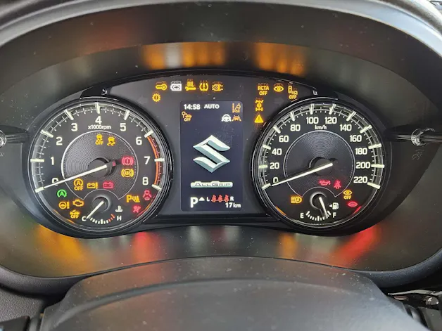 Suzuki S-Cross 1.4 T Sakura Top Hybrid 4x4