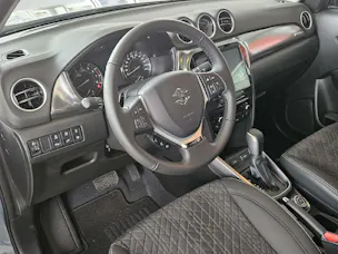 Suzuki Vitara 1.4 T Sakura Top Hybrid 4x4