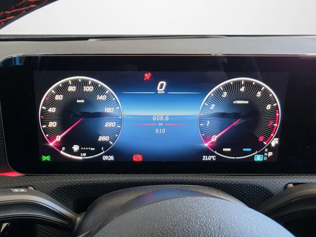 Mercedes-Benz A 250 AMG Line 4m