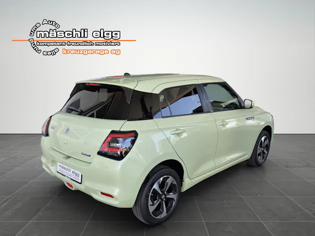 Suzuki Swift 1.2 Sakura Top Hybrid 4x4