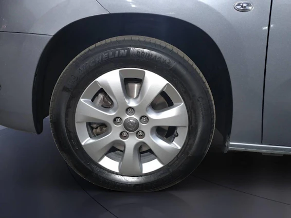 immagine del veicolo 8 immagine del veicolo 8