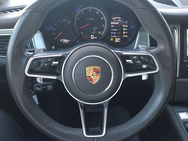 Porsche Macan 3.6 V6 Turbo