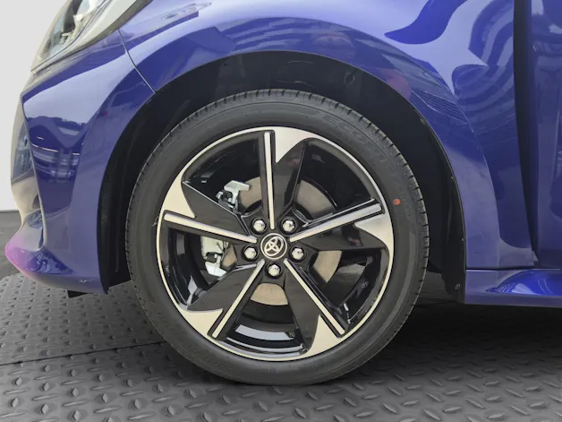 Toyota Yaris 1.5 VVT-i HSD Premium