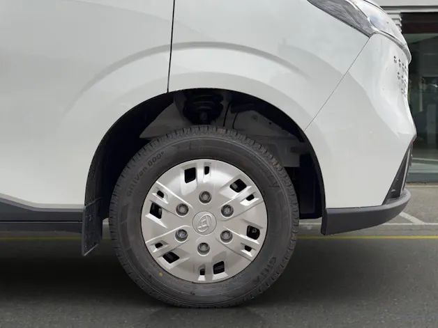 Maxus eDeliver 7 fourg. L1 E-Motor 7 77 kWh FWD