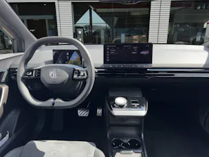 MG 4 Xpower 64kWh 4x4 435 ch