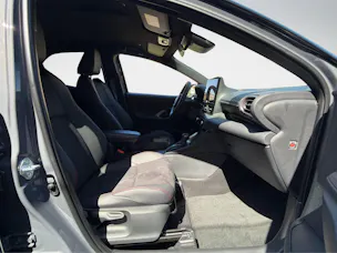 Toyota Yaris 1.5 VVT-i HSD GR Sport
