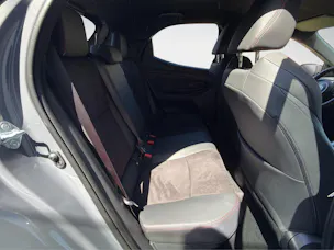 Toyota Yaris 1.5 VVT-i HSD GR Sport