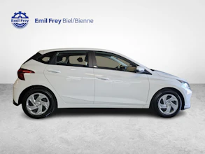 https://vehicle.imgix.net/4295876/f2bd2029-20ed-4fb6-82a5-93e7a653c2b6.jpg