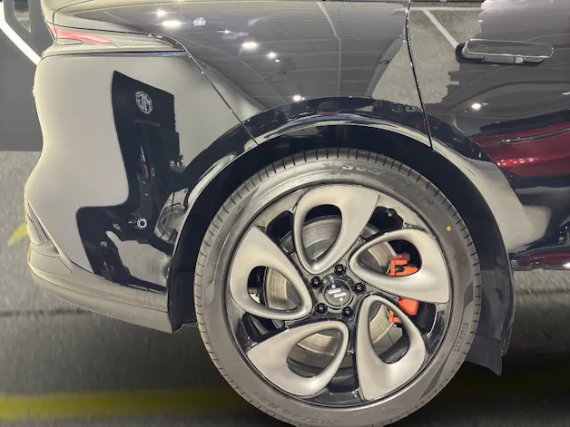 MG IM6 100 kWh Performance 21 4WD 751 ch