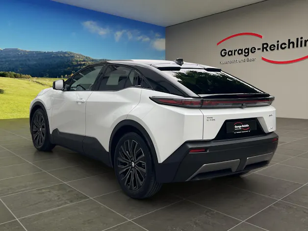 Toyota C-HR+ Premium AWD