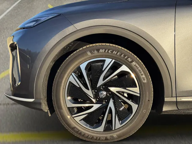 MG S6 EV 77 kWh Luxury 4WD 361 ch
