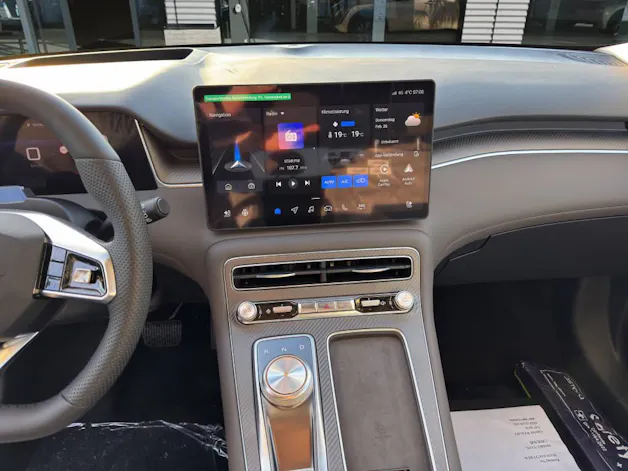 MG S6 EV 77 kWh Luxury 4WD 361 ch