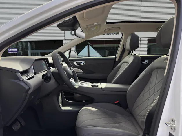 MG S6 EV 77 kWh Luxury 4WD 361 ch