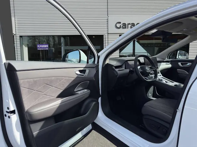 MG S6 EV 77 kWh Luxury 4WD 361 ch