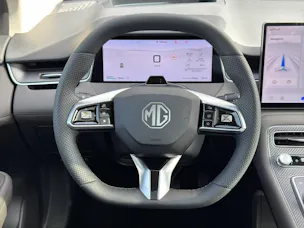 MG S6 EV 77 kWh Luxury 4WD 361 ch
