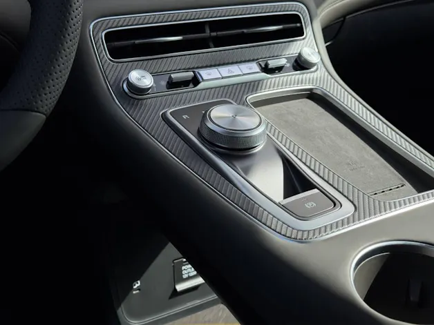 MG S6 EV 77 kWh Luxury 4WD 361 ch