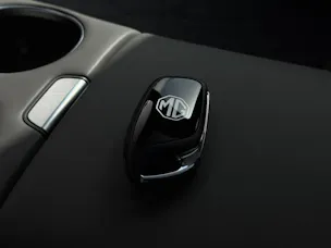 MG S6 EV 77 kWh Luxury 4WD 361 ch