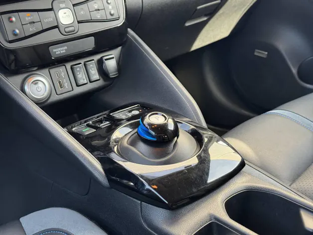 Nissan Leaf Tekna 217 ch