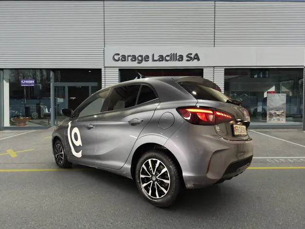 MG 3 1.5 Hybrid Luxury 195 ch