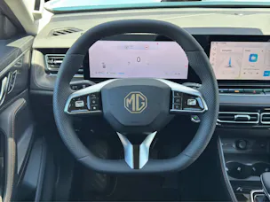 MG HS 1.5 Hybrid Luxury 224 ch