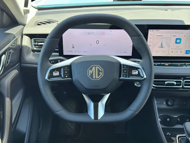 MG HS 1.5 Hybrid Luxury 224 ch