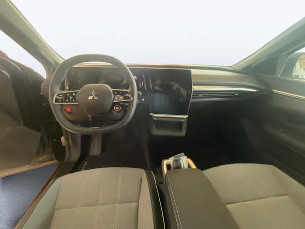 Mitsubishi Eclipse Cross Intense+