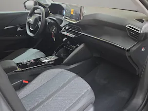 Peugeot 208 1.2 Hybrid Allure