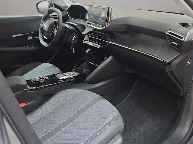 Peugeot 208 1.2 Hybrid Allure
