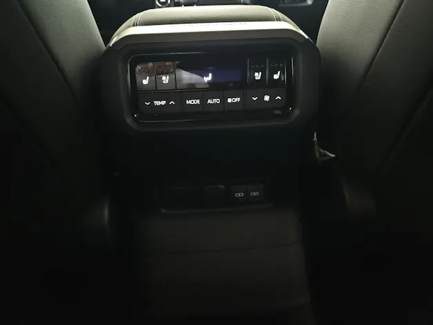 Toyota Land Cruiser 2.8 D 230 First Edition