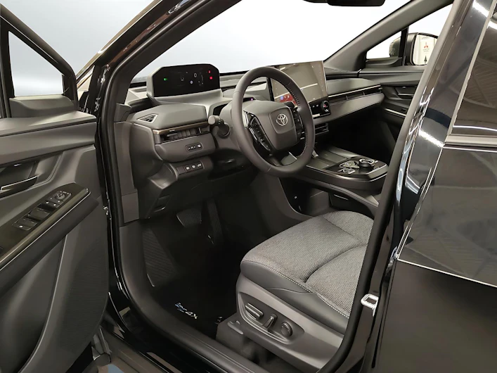 Fahrzeugbild TOYOTA BZ4X