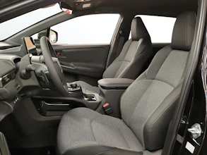 https://vehicle.imgix.net/4295974/dd6c4046-1514-4205-a92c-1be78f082162.jpg