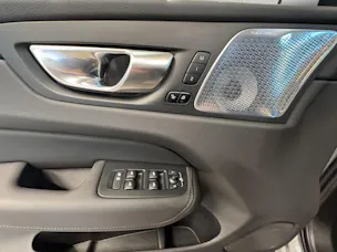 Volvo XC60 2.0 T8 TE Black Edition eAWD