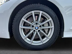 BMW 330d xDrive Touring