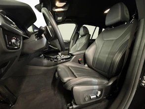 https://vehicle.imgix.net/4296141/3b605efe-bd68-48b5-9693-d79bc2b7ede1.jpg